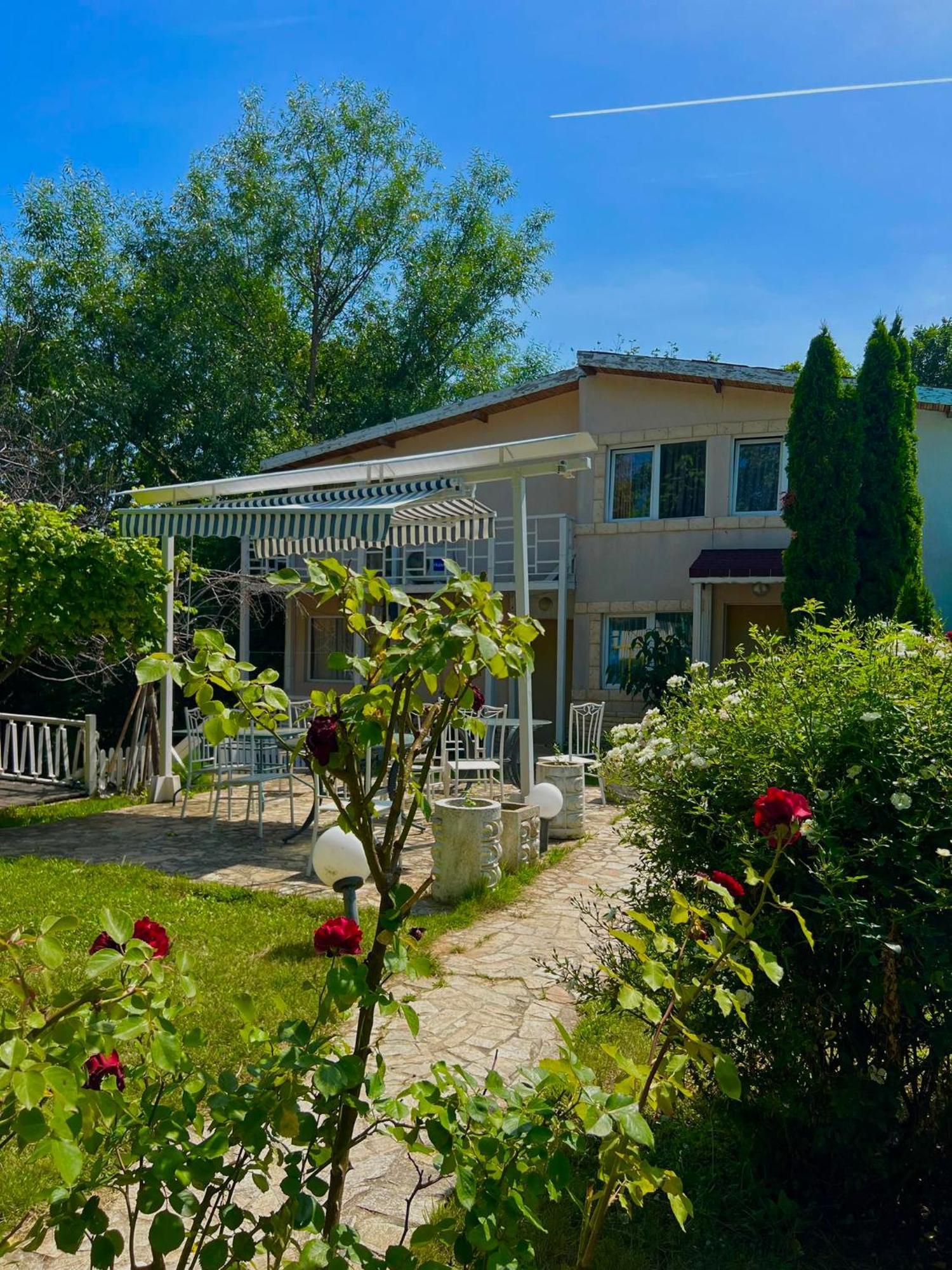 Apartments Devora 1 & Bar & Restaurant Varna Eksteriør billede