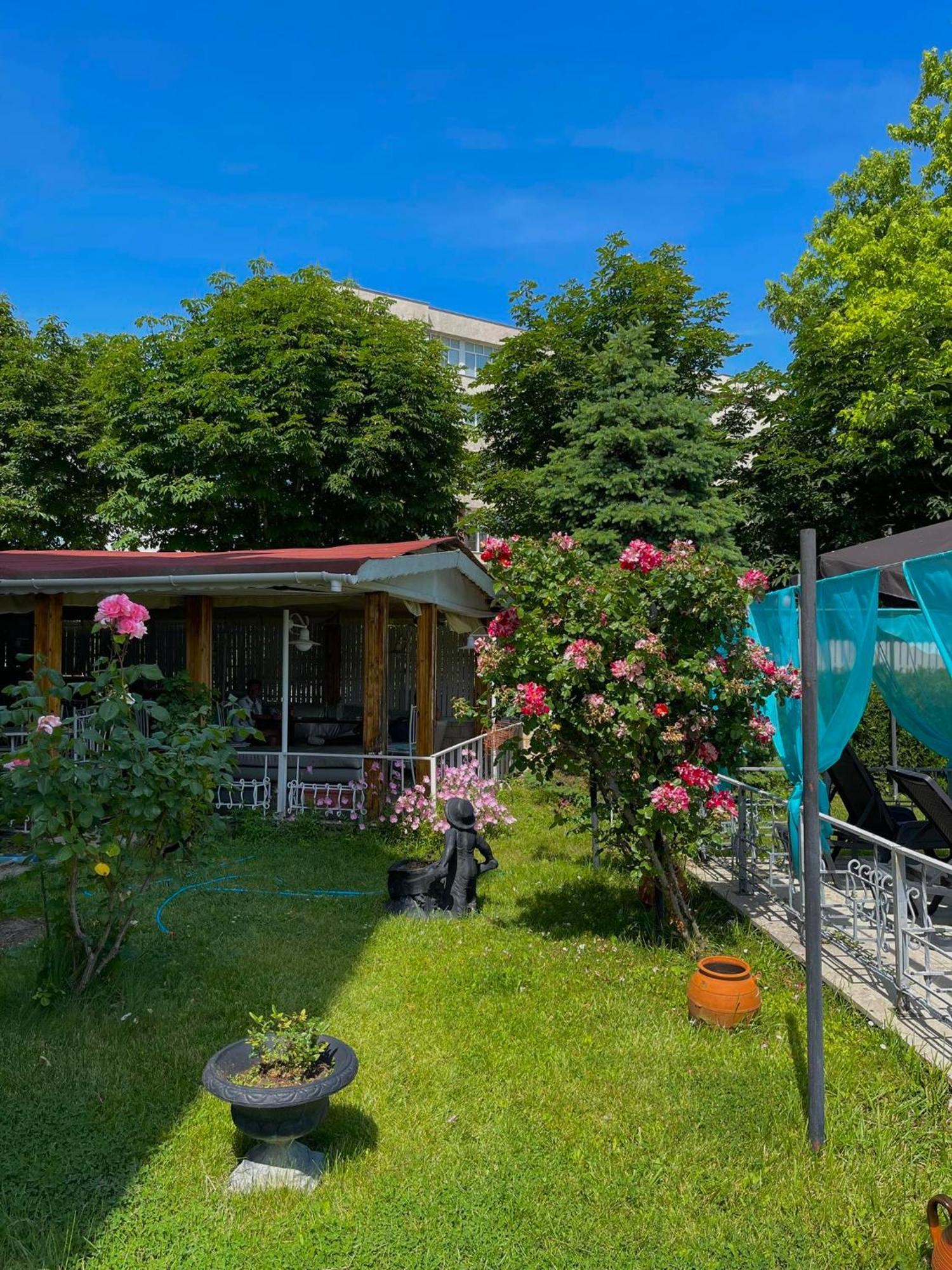 Apartments Devora 1 & Bar & Restaurant Varna Eksteriør billede